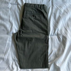 Banana Republic Chino